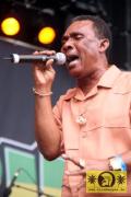 Ken Boothe (Jam) with The Caroloregians - Summer Jam Festival - Fuehlinger See, Koeln - Red Stage 6. Juli 2008 (1).JPG